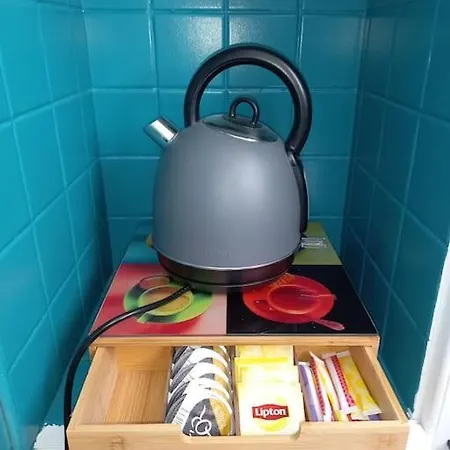 2/4 Pers Proche Centre Avec Balcon, Parking Narbonne