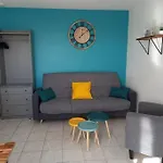 Apartment 2/4 Pers Proche Centre Avec Balcon, Parking