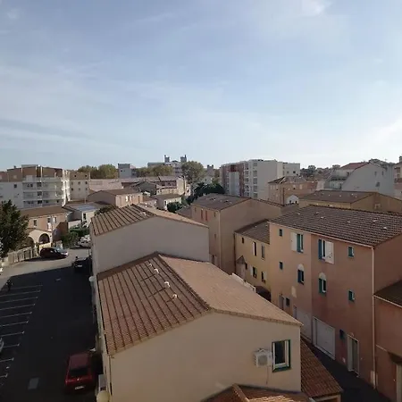 2/4 Pers Proche Centre Avec Balcon, Parking *