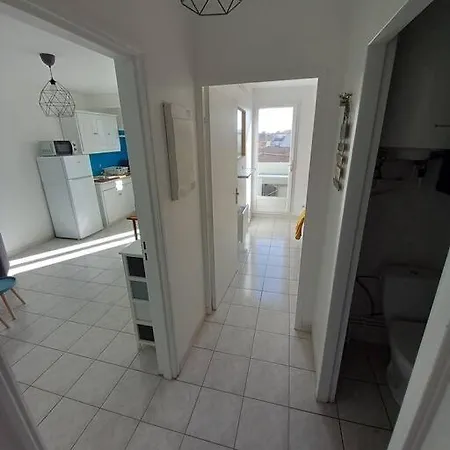 2/4 Pers Proche Centre Avec Balcon, Parking *