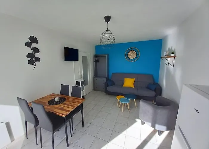 2/4 Pers Proche Centre Avec Balcon, Parking Appartement *